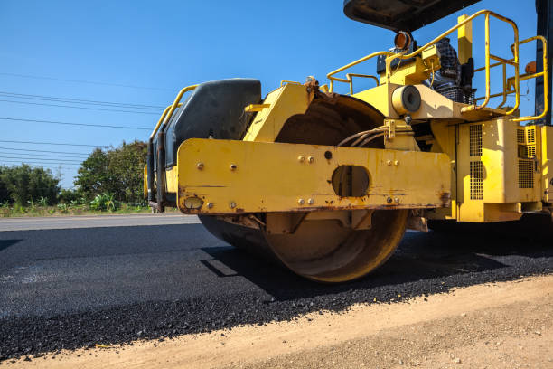 Best Affordable Driveway Paving  in Hahnville, LA